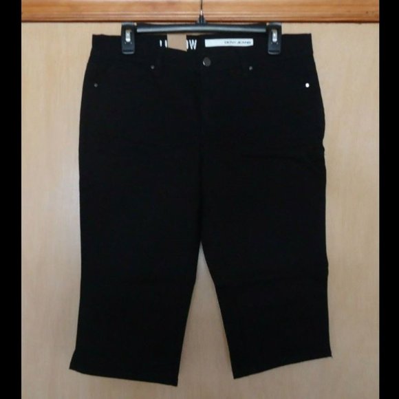 DKNY Women's Slim Fit Low Rise Skinny Fit Ludlow Capri Jean Black Size 8 - Picture 1 of 8
